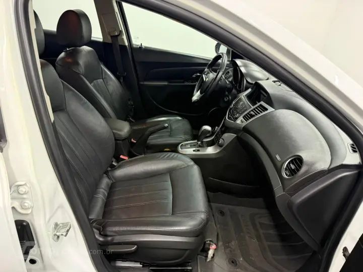 CRUZE LT 1.8 16V FlexPower 4p Aut.