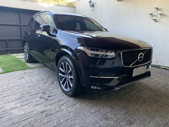 XC90 2.0 T6 Momentum AWD Geartronic