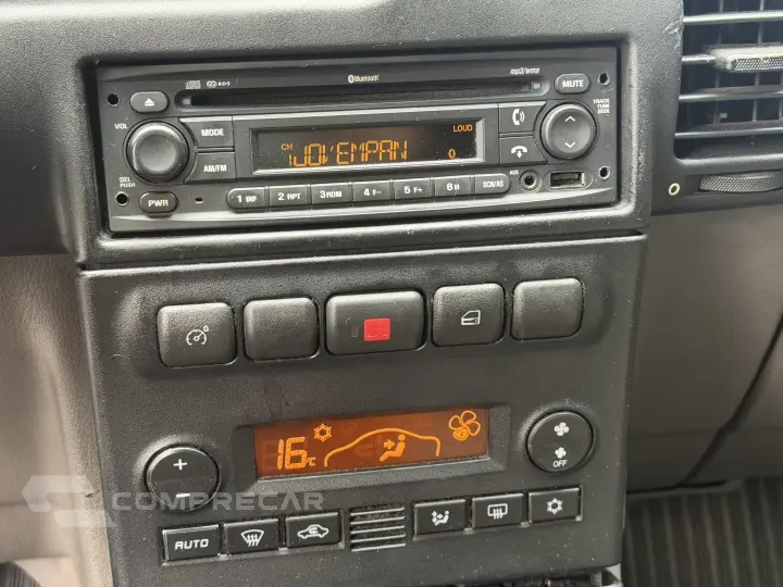 ZAFIRA 2.0 MPFI ELEGANCE 8V FLEX 4P AUTOMÁTICO