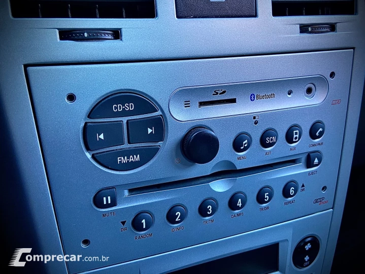 VECTRA 2.0 MPFI Elegance 8V