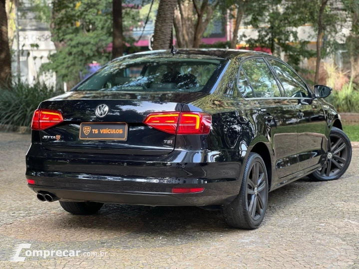 JETTA 2.0 TSI HIGHLINE 211CV GASOLINA 4P TIPTRONIC