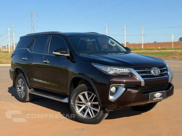 HILUX SW4 2.8 SRX 4X4 7 LUGARES 16V TURBO INTERCOOLER DIESEL
