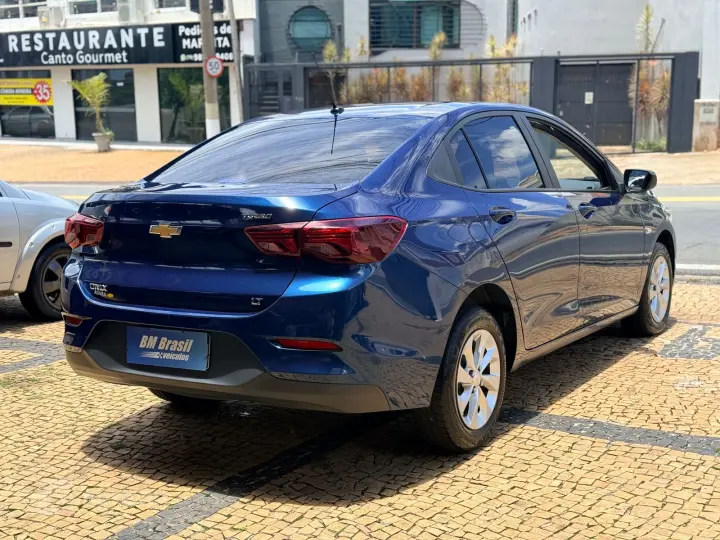 ONIX 1.0 Turbo Plus LT