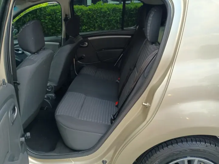 SANDERO 1.6 Expression 8V