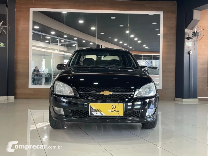 CLASSIC 1.0 MPFI LS 8V FLEX 4P MANUAL