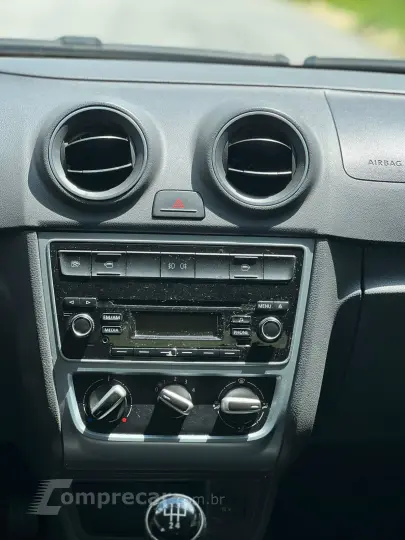 VOYAGE 1.0 MI Comfortline 8V