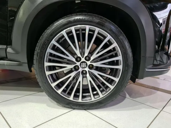 FASTBACK LIMITED ED.1.3 270 T.FLEX AUT.