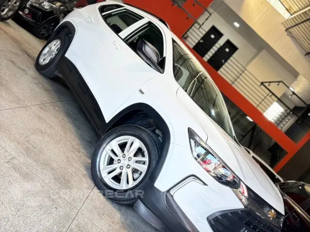 TRACKER - 1.0 TURBO AUTOMÁTICO