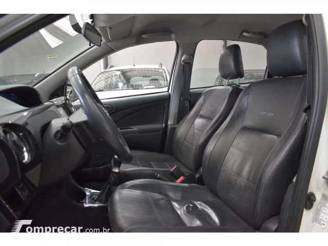 ETIOS SEDAN - 1.5 PLATINUM SEDAN 16V 4P MANUAL