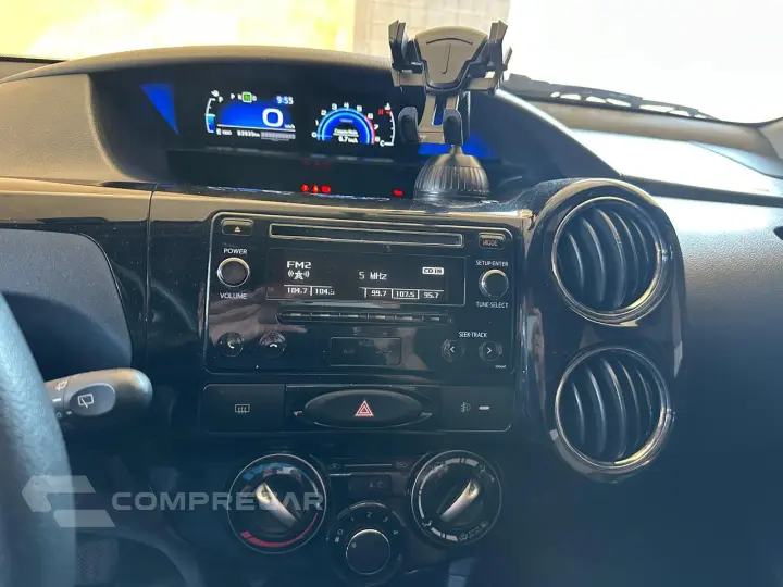 Etios Hatch 1.5 16V 4P FLEX XS AUTOMÁTICO