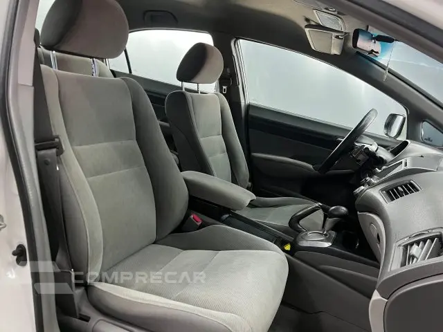 CIVIC - 1.8 LXL 16V 4P AUTOMÁTICO