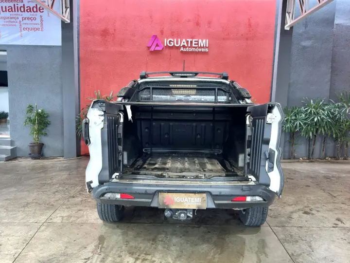 TORO 2.0 16V TURBO DIESEL FREEDOM 4WD AT9