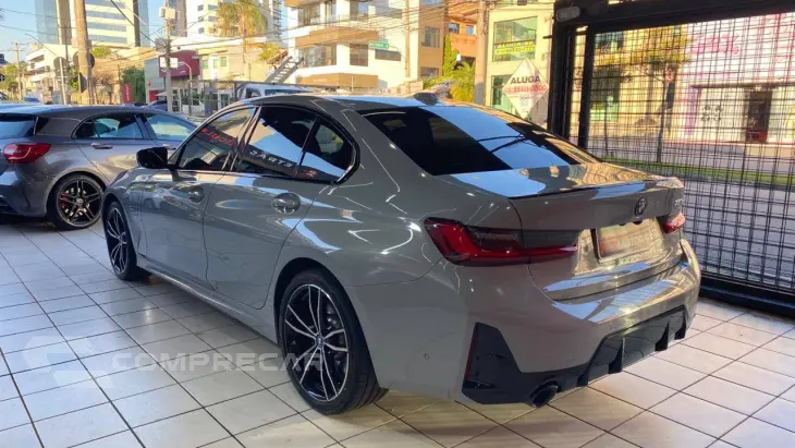 BMW 330e 2.0 16V TURBO M SPORT