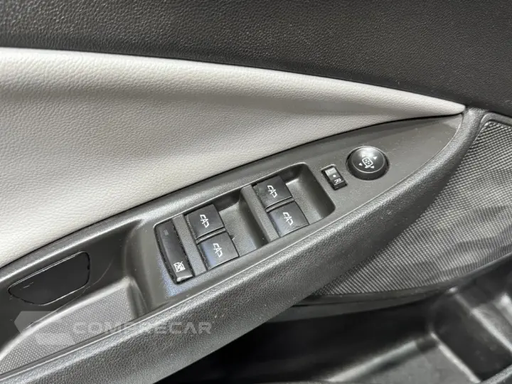 ONIX 1.0 TURBO FLEX PREMIER AUTOMÁTICO