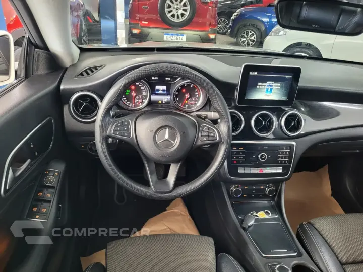 CLA-180 1.6 16V 122cv Aut.