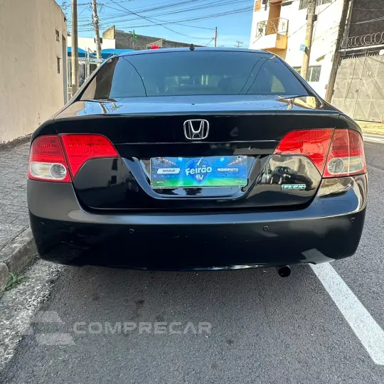 CIVIC 1.8 LXS 16V