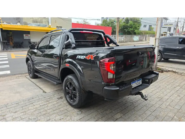 FRONTIER 2.3 16V TURBO DIESEL PRO4X CD 4X4 AUTOMÁTICO