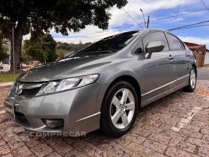 Civic Sedan LXS 1.8/1.8 Flex 16V Aut. 4p