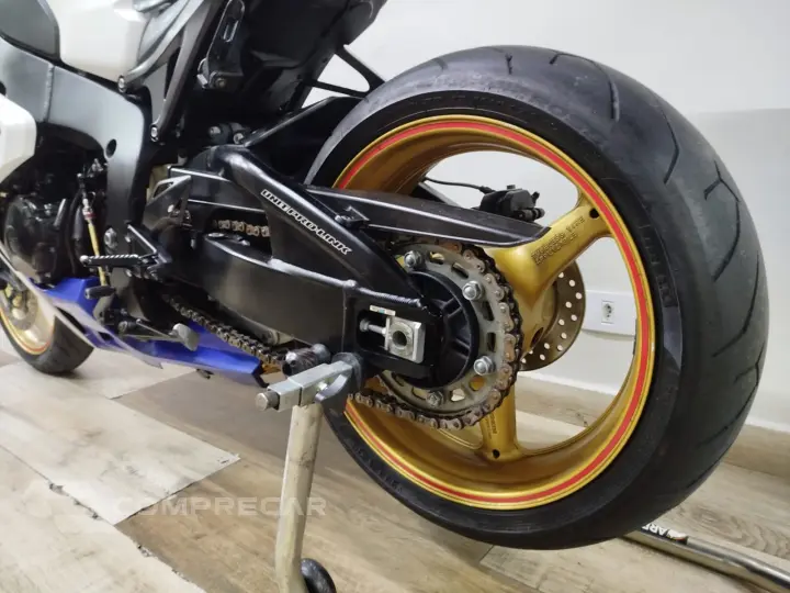 CBR 1000 FIREBLADE RR