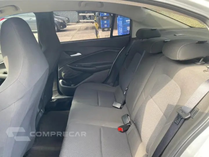 ONIX 1.0 Turbo Plus LT