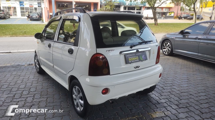 QQ 1.1 MPFI 16V