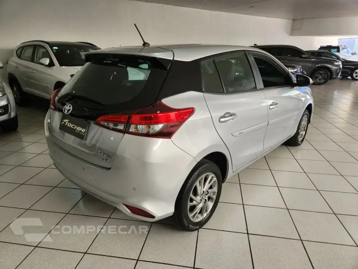 Yaris Hatch 1.5 16V 4P FLEX XS MULTIDRIVE AUTOMÁTICO CVT