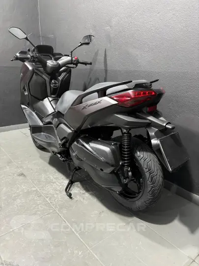 XMAX 300 ABS CONNECTED