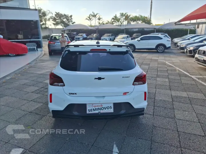 ONIX 1.0 TURBO FLEX RS AUTOMÁTICO