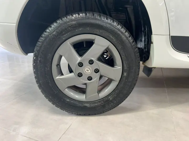 Duster 1.6 16V 4P FLEX TECH ROAD