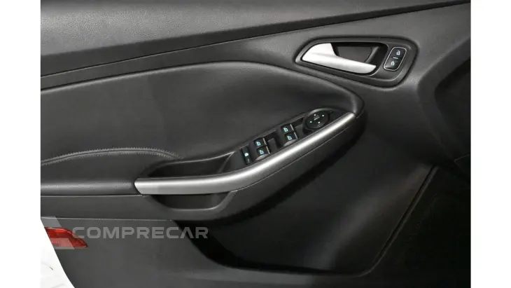 FOCUS SEDAN - 2.0 SE 16V 4P POWERSHIFT