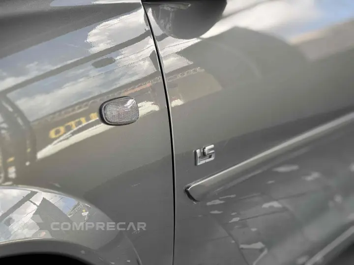 CLASSIC 1.0 MPFI LS 8V FLEX 4P MANUAL