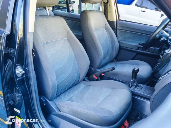 Polo Sedan 1.6 Mi Total Flex 8V 4p