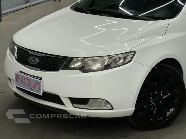 CERATO - 1.6 EX SEDAN 16V 4P AUTOMÁTICO