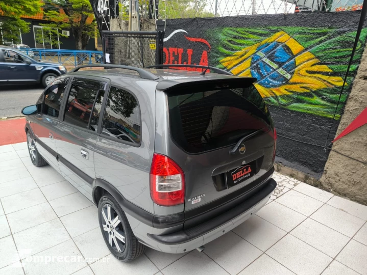 ZAFIRA 2.0 MPFI Elegance 8V
