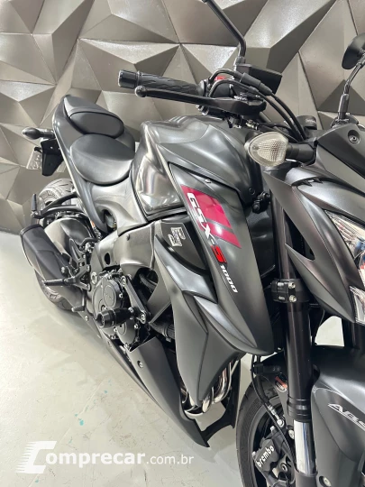 gsx--s1000 az