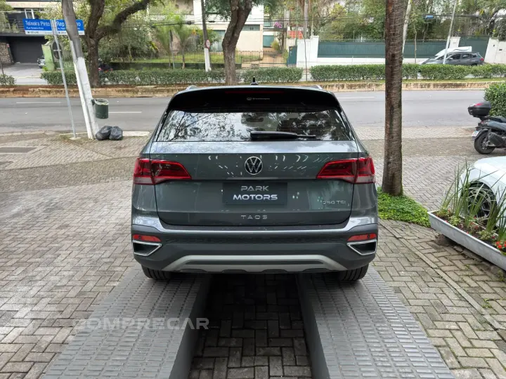 TAOS 1.4 250 TSI Highline