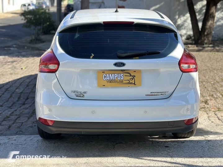 FOCUS 2.0 Titanium Hatch 16V