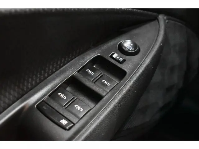 ONIX - 1.0 TURBO PLUS PREMIER AUTOMÁTICO
