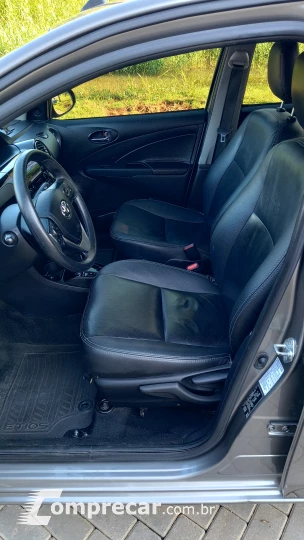 Etios 1.5 X Plus Sedan 16V Automático