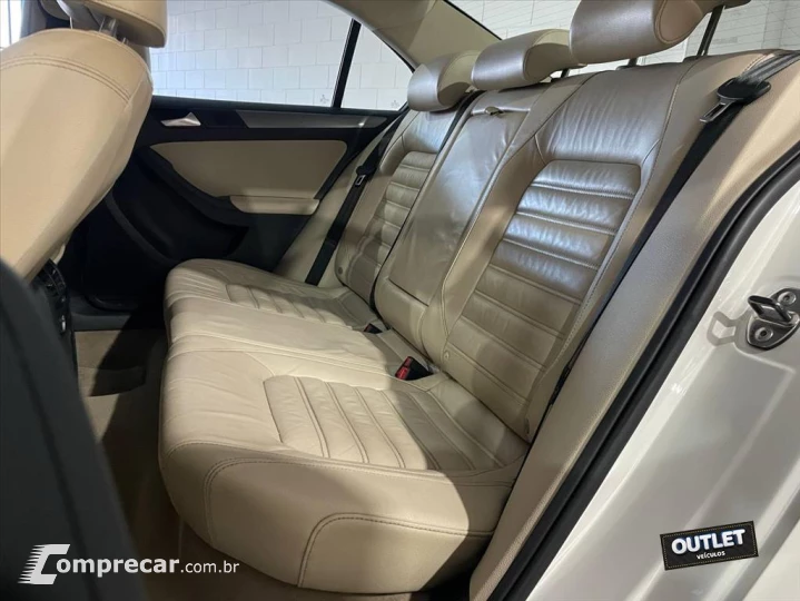 JETTA 2.0 COMFORTLINE FLEX 4P TIPTRONIC