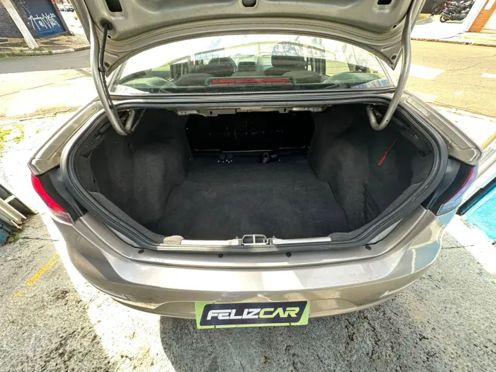 SIENA 1.0 MPI EL Celebration 8V