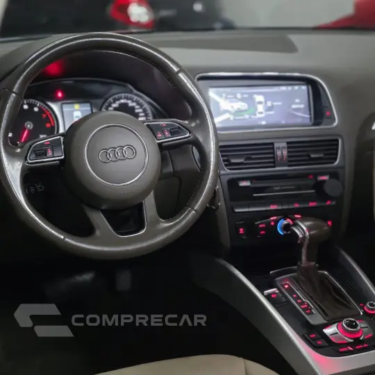 Q5 2.0 16V TFSI 225cv Quattro Tiptronic