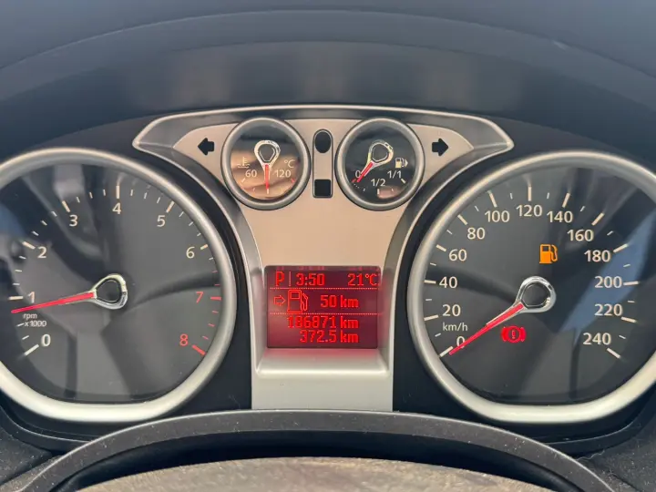 FOCUS 2.0 Sedan 16V