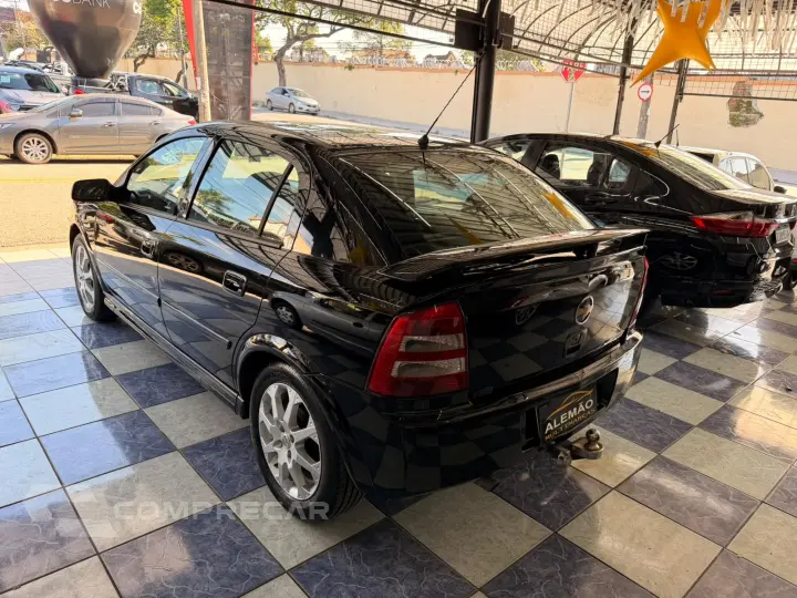 ASTRA 2.0 MPFI Advantage 8V