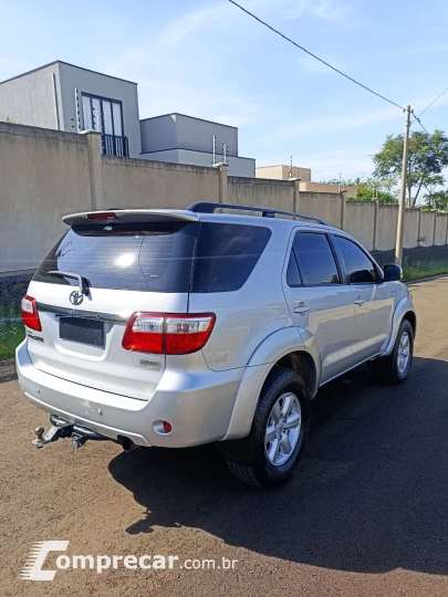 HILUX SW4 3.0 SRV 4X4 7 Lugares 16V Turbo Intercooler