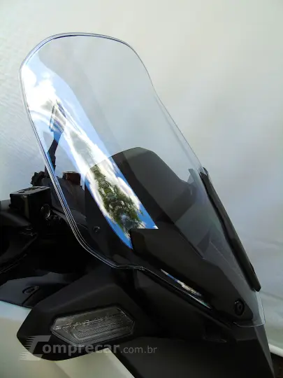 YAMAHA XMAX 250 CONNECTED ABS