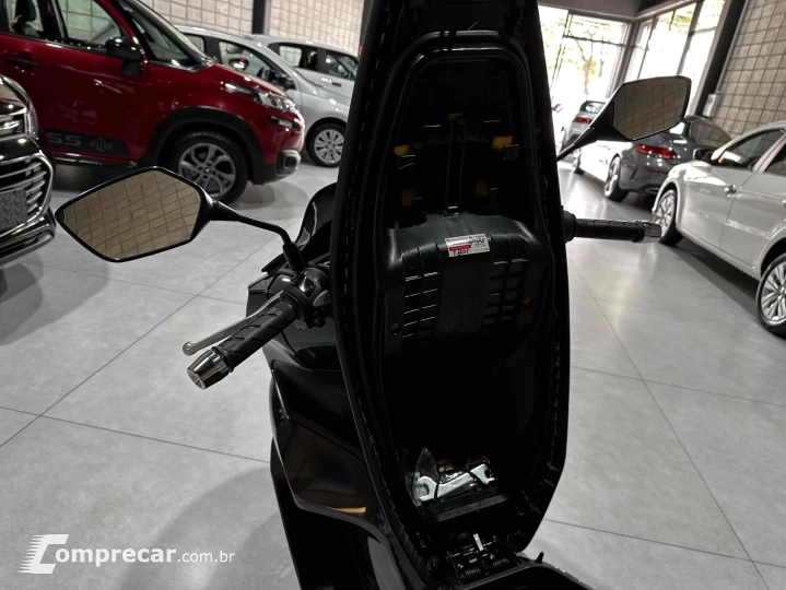 PCX 160