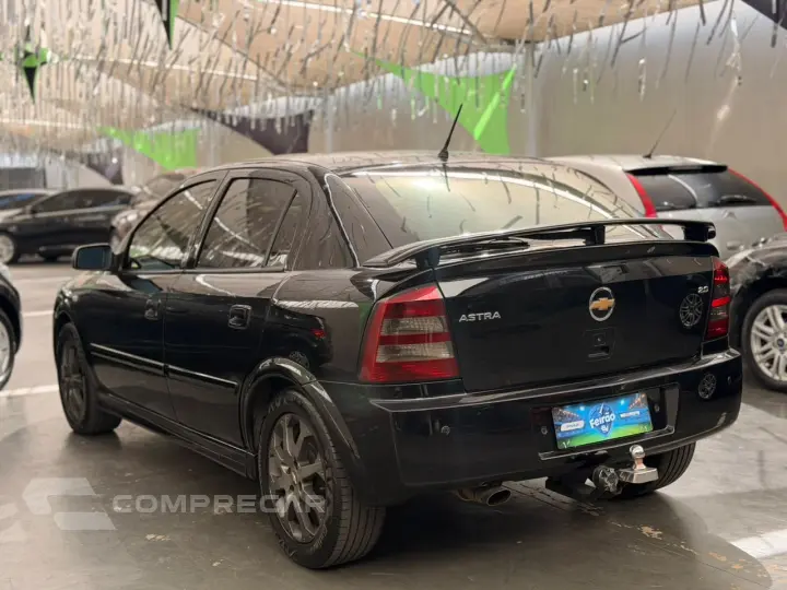 ASTRA 2.0 MPFI Advantage 8V
