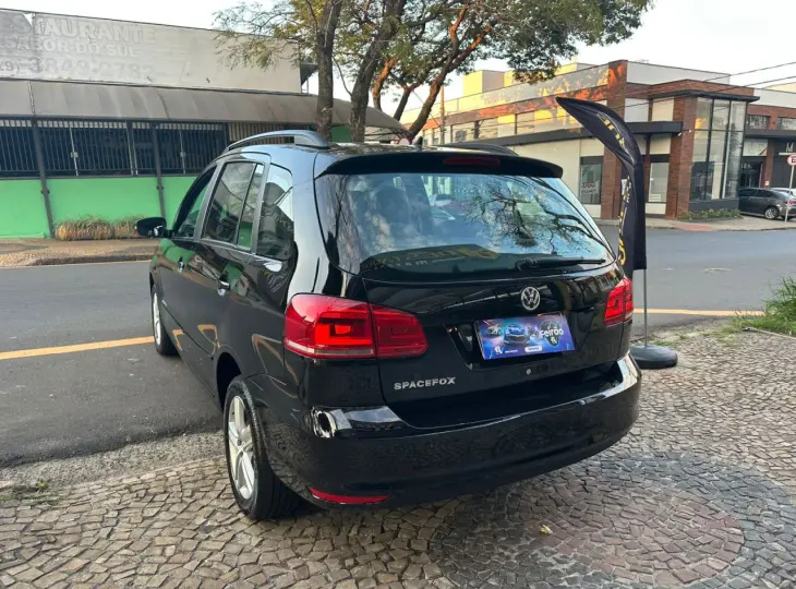 SPACEFOX COMFORTLINE 1.6 Mi T.Flex 8V 5p