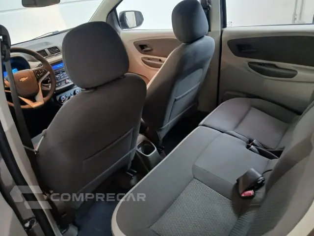 SPIN - 1.8 ADVANTAGE 8V 4P AUTOMÁTICO